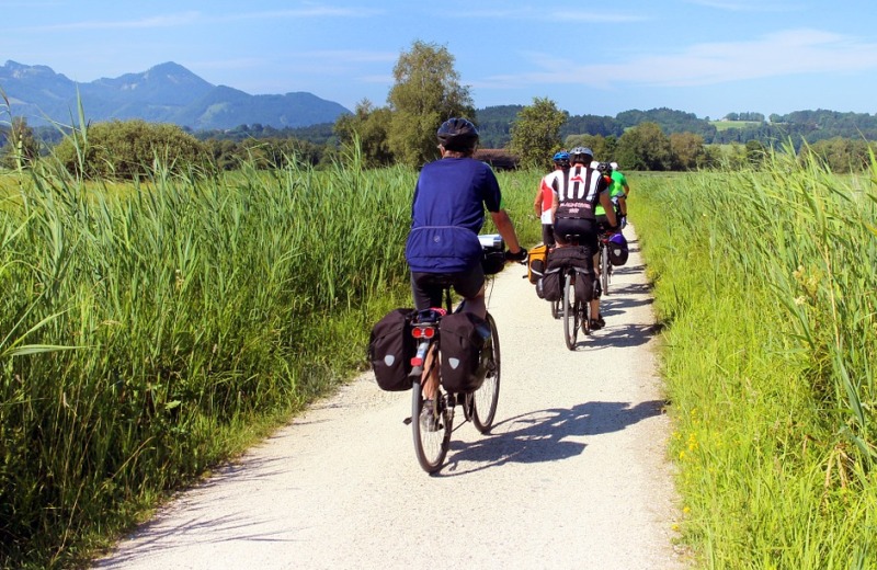 VNC - DISCOVER VIETNAM BY BIKE